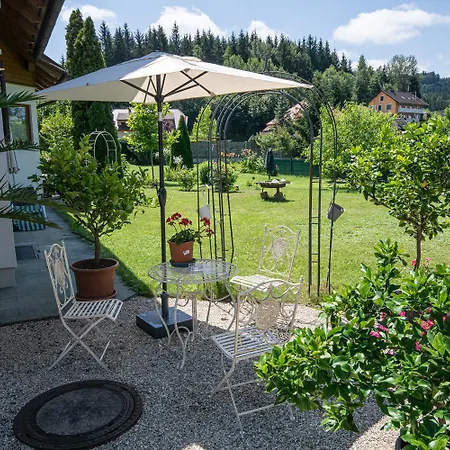 Apartment Northwest *