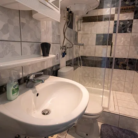 Northwest * Klagenfurt am Woerthersee