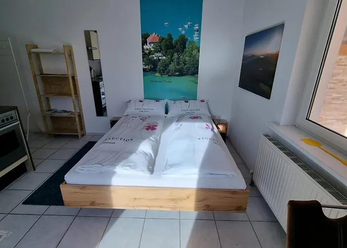 Northwest * קלגנפורט